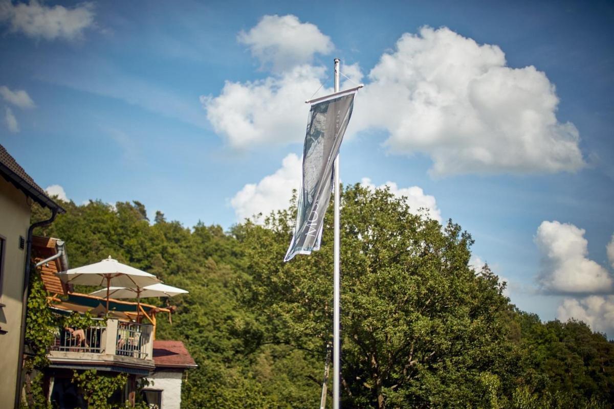 Onkel Toms Huette, Weingut Friedhelm Lenz Hotel Bullay Exterior foto