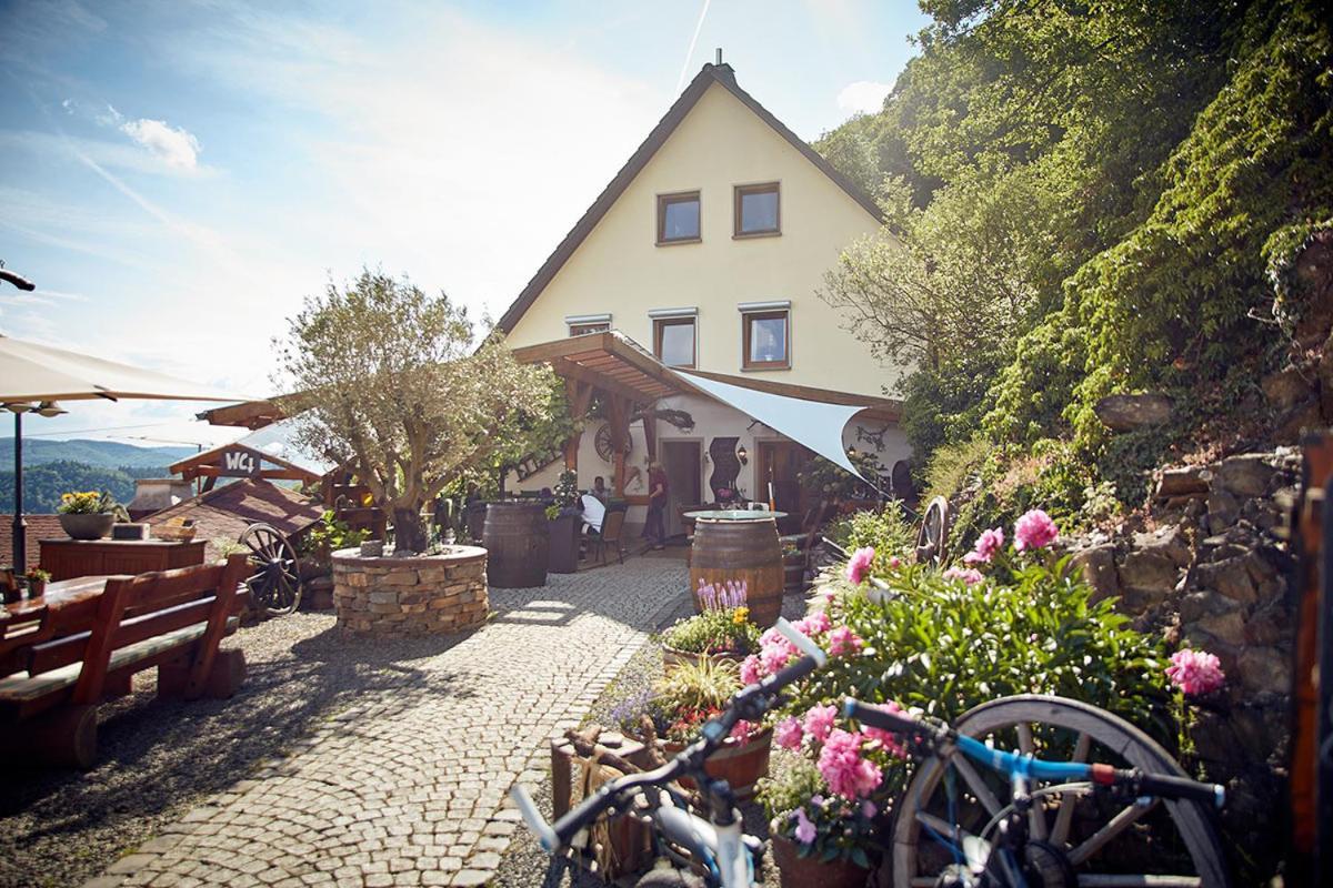 Onkel Toms Huette, Weingut Friedhelm Lenz Hotel Bullay Exterior foto